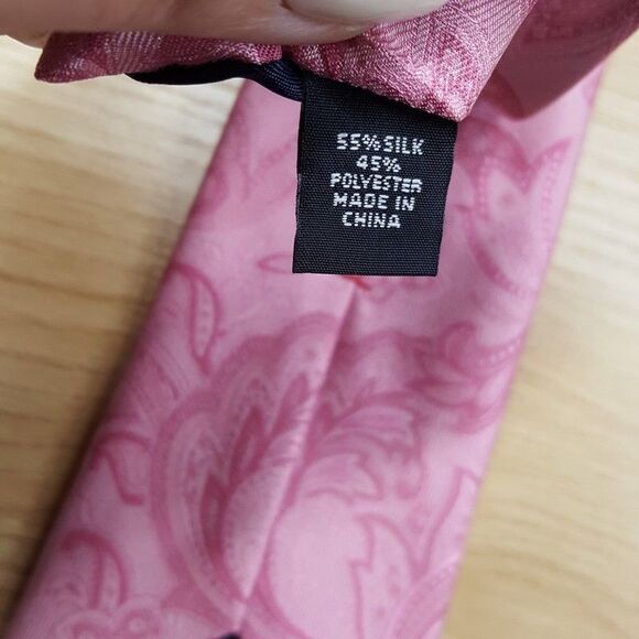 TOMMY HILFIGER Mens Neck Tie Pink Paisley Silk Blend Classic Pointed - Picture 4 of 6